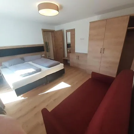 Haueis Apartment