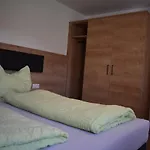 Апартаменты Haueis Tumpen